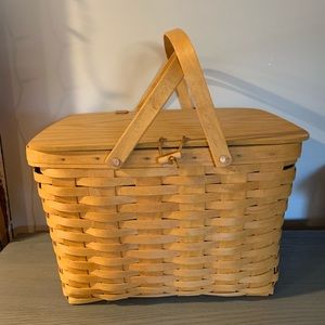 Longaberger 1998 Picnic Basket